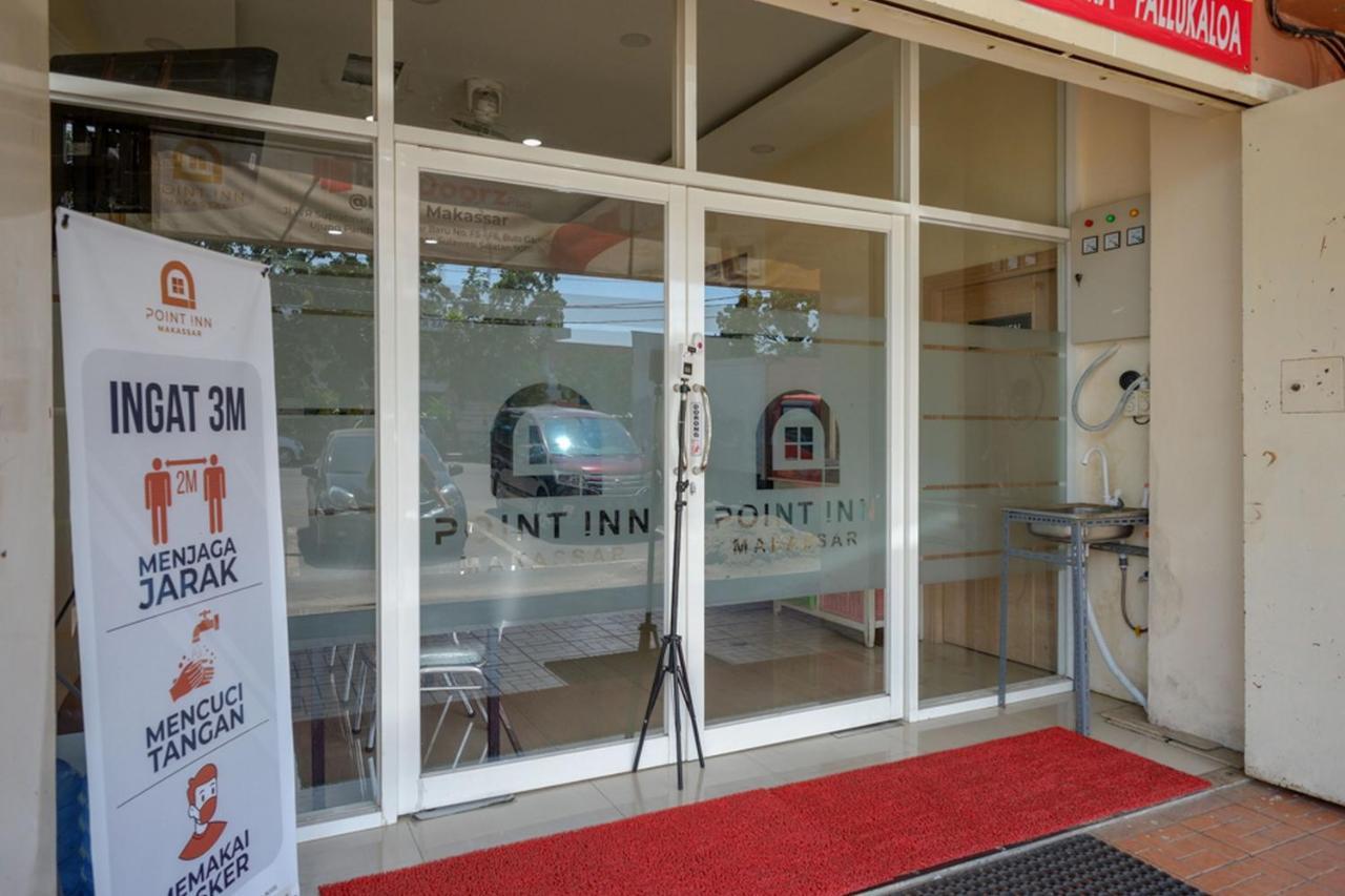 Reddoorz Plus @ Losari Makassar Buitenkant foto